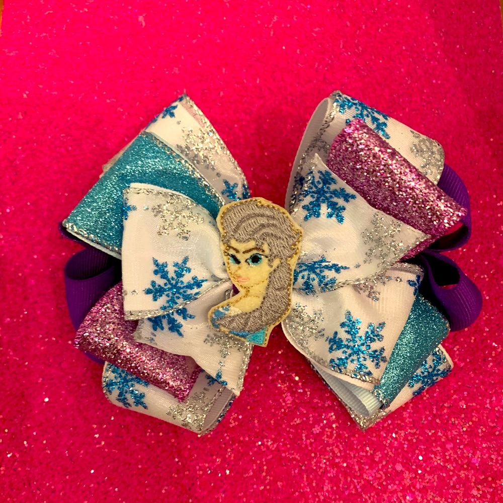 Elsa bow